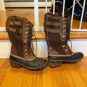 Sorel size 9 boots